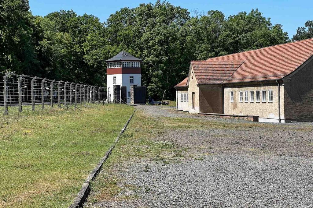 KZ Buchenwald Kantine Wachturm