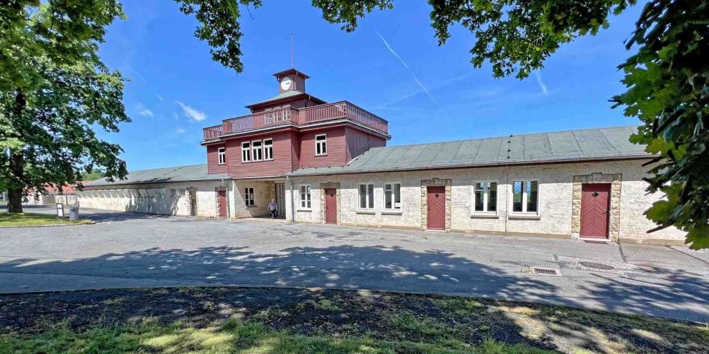 KZ Buchenwald Torgebäude